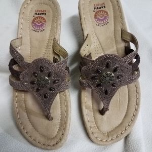 Brown Earth Spirt sandals